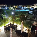 House With Pool 5min Walk To Alemaes By Becherish