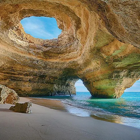 House With Pool 5min Walk To Alemaes By Becherish Holiday home Albufeira