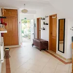 House With Pool 5min Walk To Alemaes By Becherish Σπίτι διακοπών