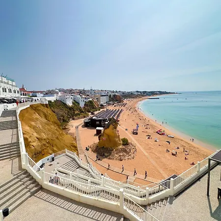 Vakantiehuis House With Pool 5min Walk To Alemaes By Becherish Albufeira