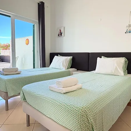 House With Pool 5min Walk To Alemaes By Becherish * Albufeira
