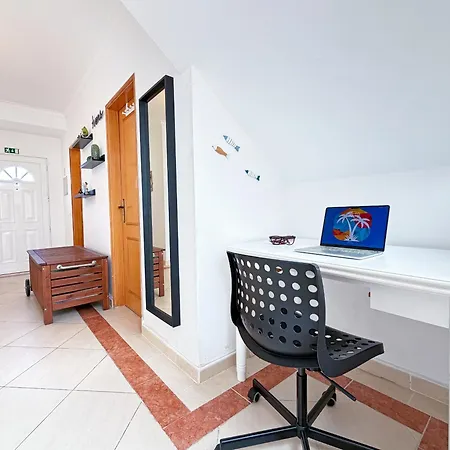 Vakantiehuis House With Pool 5min Walk To Alemaes By Becherish