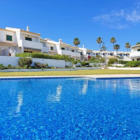 House With Pool 5min Walk To Alemaes By Becherish Vakantiehuis *